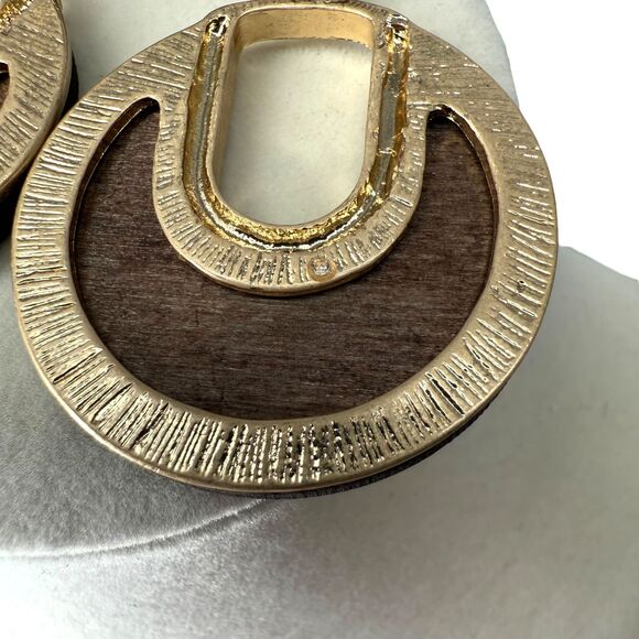 J. Jill Round Wood Earrings Gold Tone Drop Dangle Brown Neutral Boho Earthy NWT - Picture 7 of 9